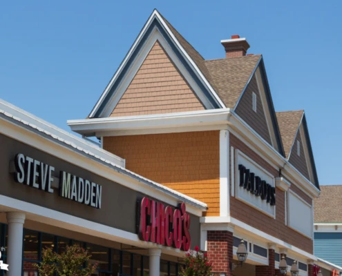 Tanger_july-stevemadden17-scaled-495×400 Tanger july stevemadden17 scaled 495x400 1