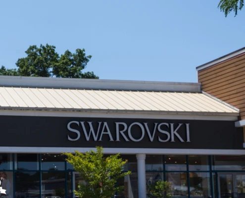 Tanger_july-swarovski15-scaled-495×400 Tanger july swarovski15 scaled 495x400 1