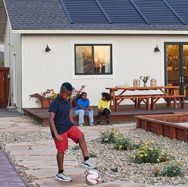 Timberline-solar-cb_boccefamily_2074-1440×650 Timberline solar cb boccefamily 2074 1440x650 1